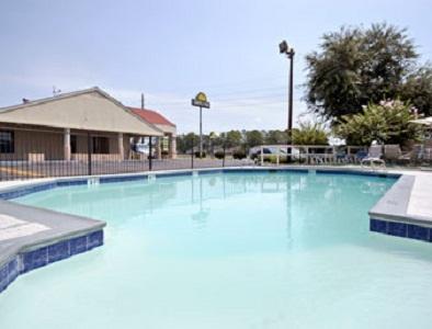 קונרו Americas Best Value Inn מתקנים תמונה